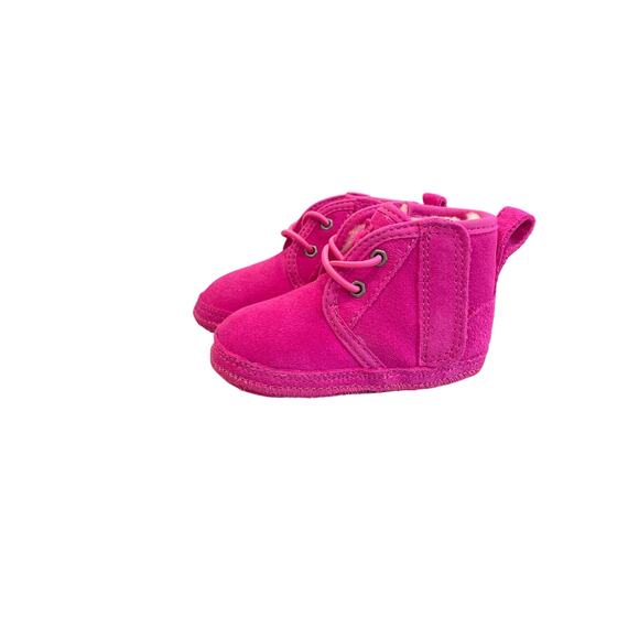 UGG Baby Boots Rock Rose Suede Sherpa lined Hook & Loop Closure Size 2/3 New - Picture 4 of 5
